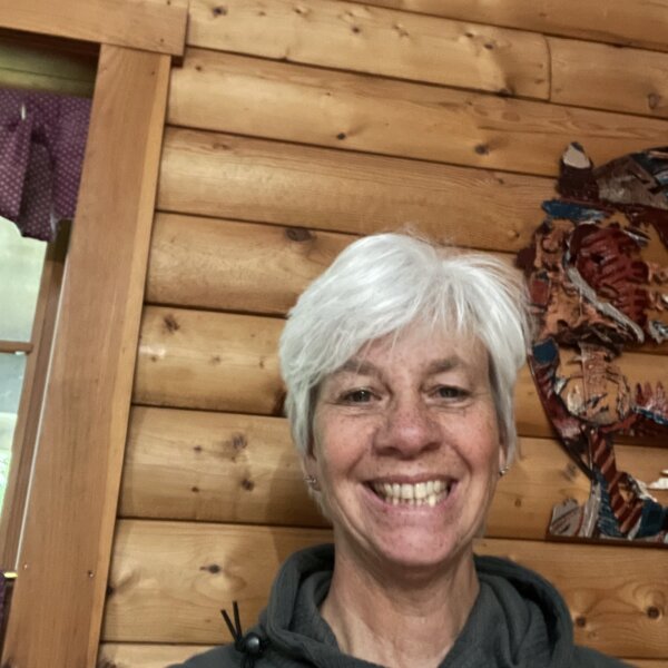 76972722523__E3C113E0-69A5-4FFA-80D6-31167E3D367F