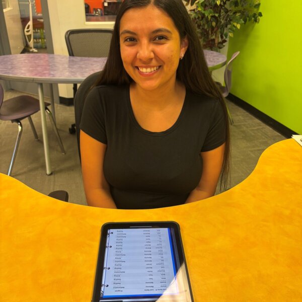 Xela Marchant staff photo 2 mb